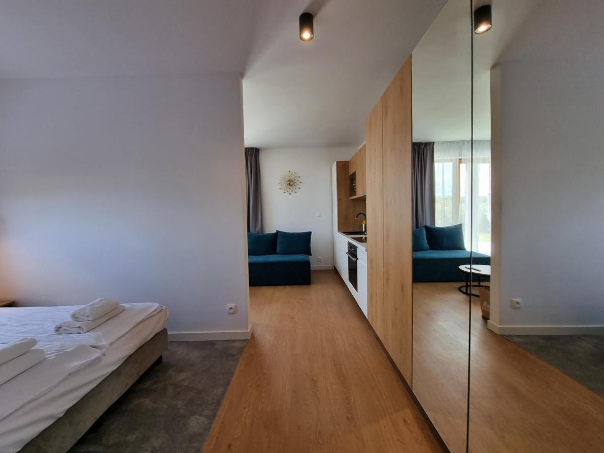 Prywatny Apartament W Hotelu C8 - 365Pam ساربينوفو المظهر الخارجي الصورة